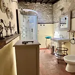 L'ape 4*
