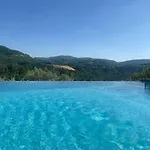 L'ape بيت ضيافة 4*